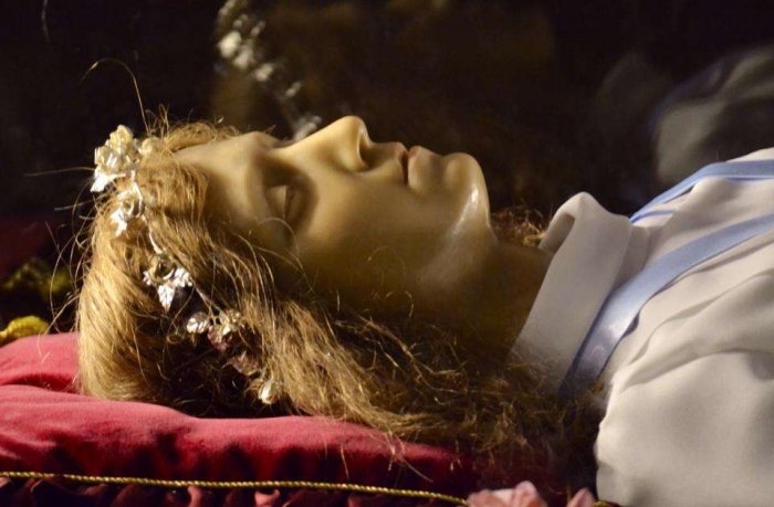 Bienaventurados los puros de corazón: Santa María Goretti – CABALLEROS DE  LA VIRGEN