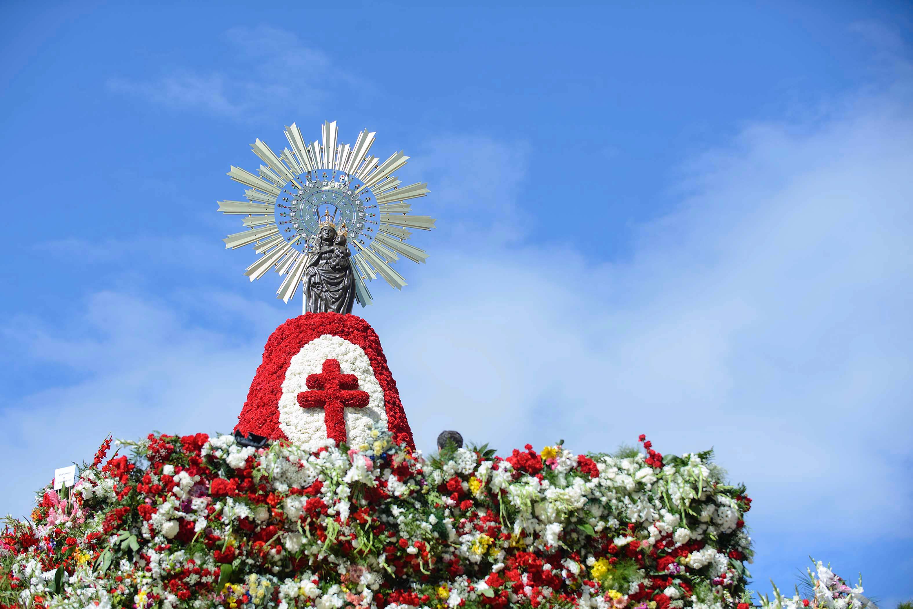 Caballeros de Nuestra Señora del Pilar de Zaragoza